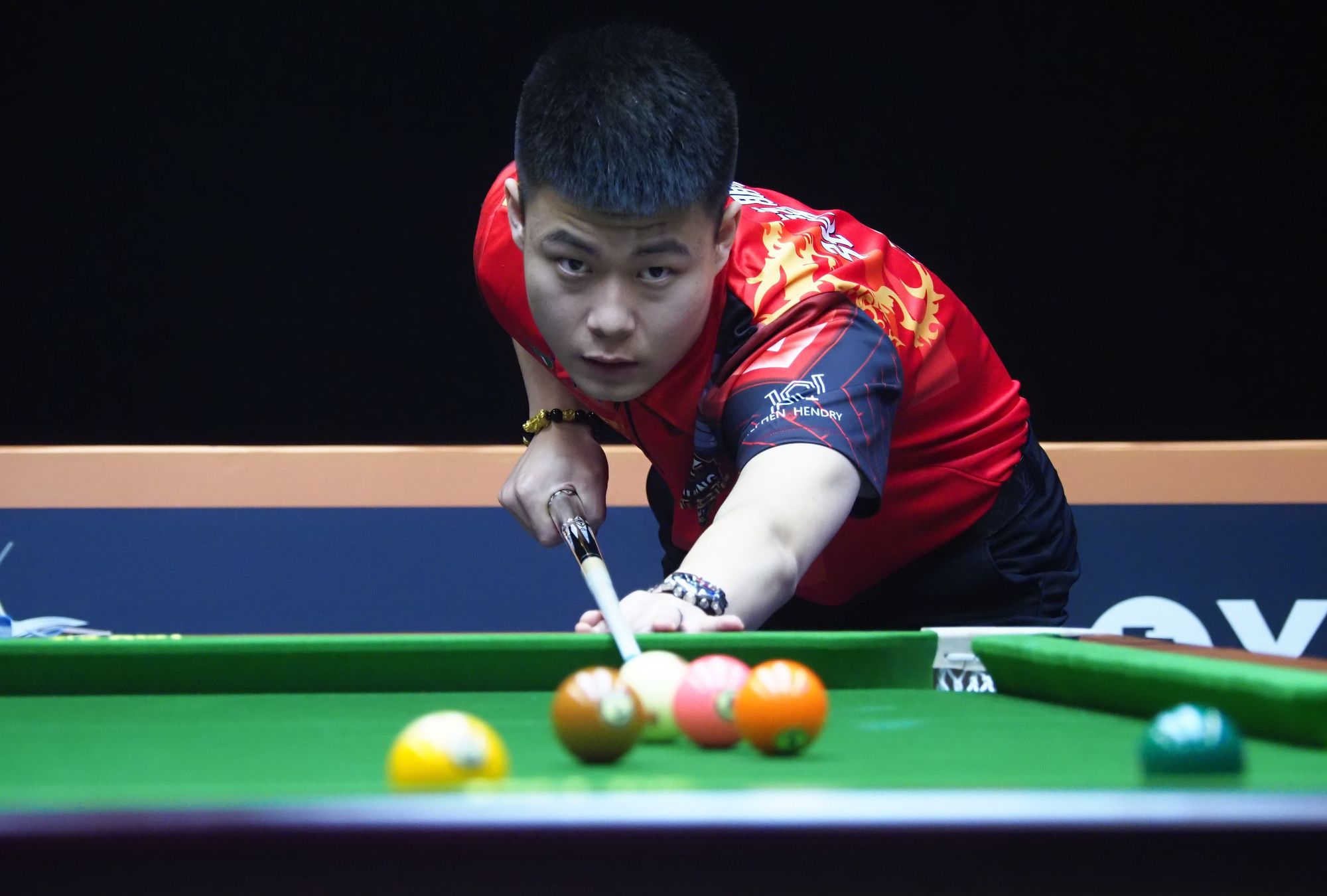 中能够从容 中能够从容